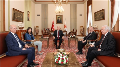 TBMM Başkanı Kurtulmuş, Meclis Başkanvekillerini kabul etti