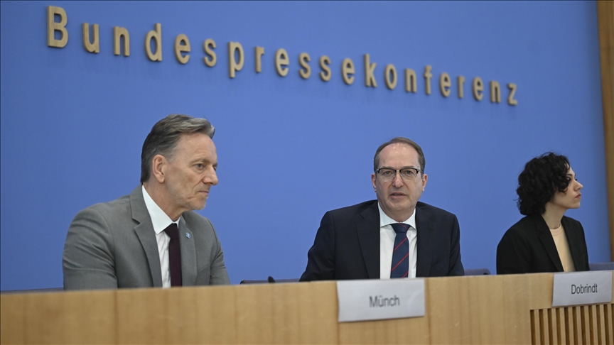 Alemania y sus cinco vecinos piden normas de asilo más estrictas