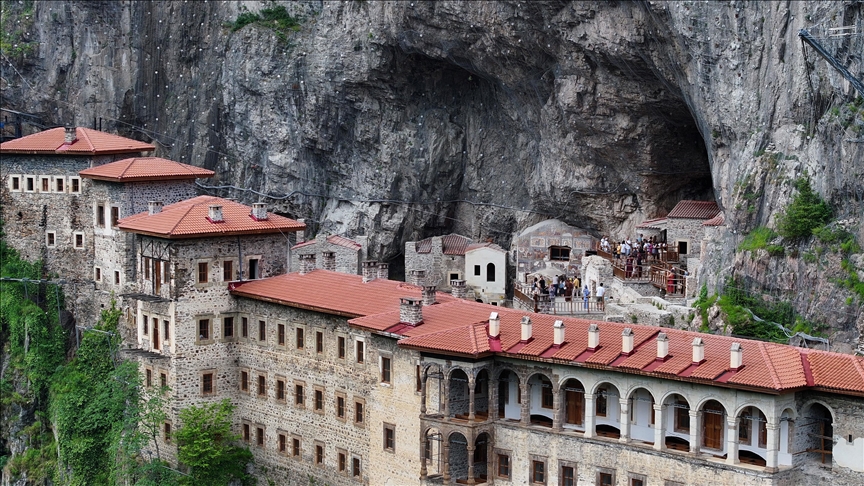 Sümela Manastırı yılın ilk yarısında 151 bin 315 ziyaretçiyi ağırladı
