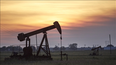 UK, EU slash oil price cap in bid to undercut Russia’s oil revenue
