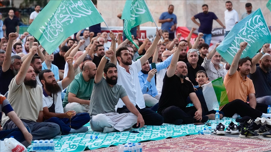 "لا تألف الإبادة في غزة".. وقفة احتجاجية في إسطنبول