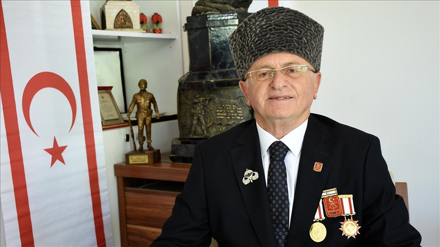 Paraşütçü gazi, Kıbrıs Barış Harekatı'na katılmanın gurunu yaşıyor