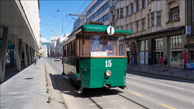 Yeniden faaliyete geçen Saraybosna'nın 130 yıllık tramvayı, yolcularına nostaljik anılar yaşatacak