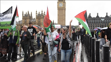 Londres : des dizaines de milliers de personnes manifestent en soutien à la Palestine 