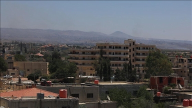 Suriye yönetimi, kapsamlı ateşkes ilan ederek Süveyda'da yeniden konuşlanmaya başladı