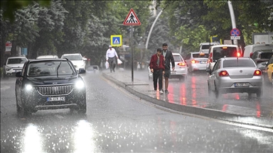 Ankara Valiliğinden gök gürültülü sağanak uyarısı