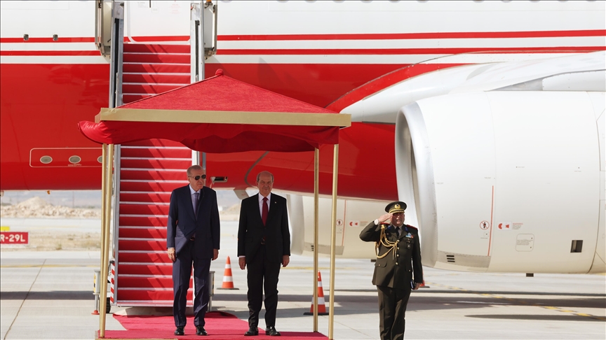 Президент Эрдоган прибыл в ТРСК