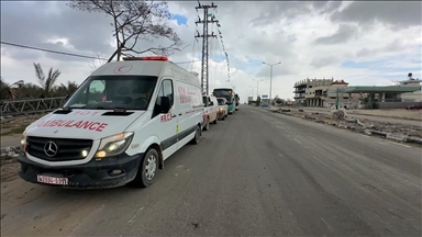 Ambulances sound sirens across Gaza as Palestinians starve under Israeli siege