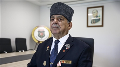 Kıbrıs'ta gazi olan İstiklal gazisinin torunu çifte gurur yaşıyor