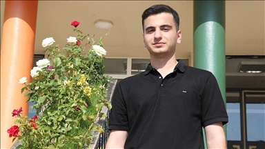 AYT sayısal alanda tam puan alan Ağrılı Onur, başarısını düzenli çalışmaya borçlu