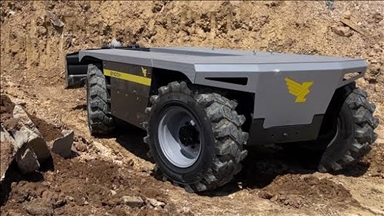 Dünyanın ilk otonom ve elektrikli "lego" kara aracı ENOCH, savunma sanayisinin hizmetinde