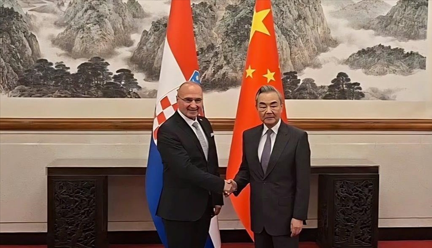 Šef hrvatske diplomatije Grlić Radman sastao se s kineskim kolegom Wang Yijem u Pekingu