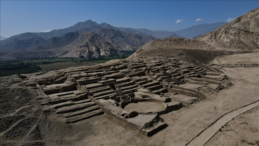 Arkeologët peruanë zbulojnë qytetin 3.800-vjeçar që lidhte bregdetin, Andet dhe Amazonën