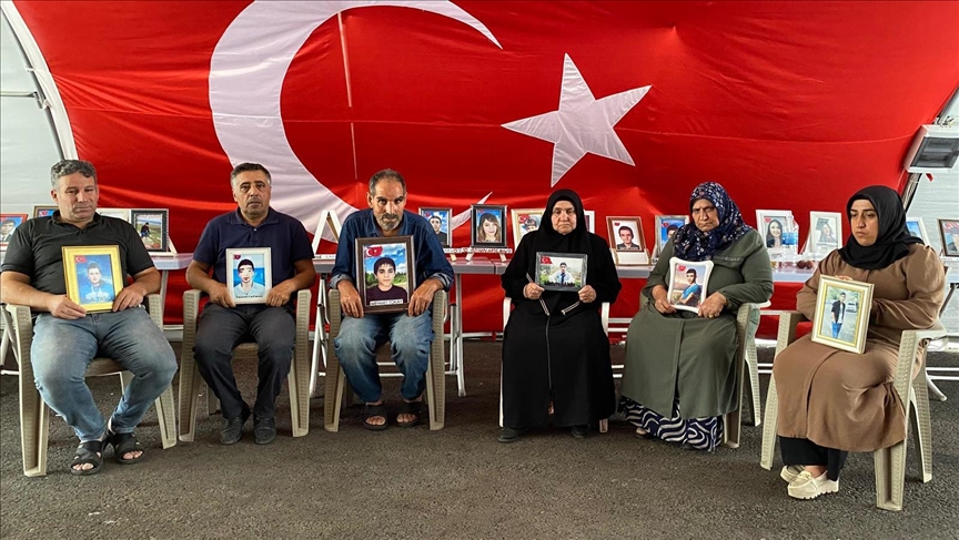 تحصن 2148 روزه مادران دیاربکر برای نجات فرزندانشان از چنگ پ.ک.ک