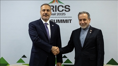 Turkish, Iranian foreign ministers discuss upcoming nuclear talks in Istanbul