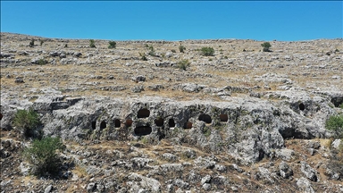 Adıyaman'da Roma Dönemi kaya mezarları ve Tunç Çağı'nın izleri bulundu