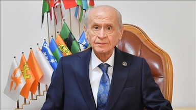 Bahçeli: Terörsüz Türkiye'nin tezahürüyle birlikte, bölünme rüyası görenlerin hevesleri de kursaklarında kalacaktır