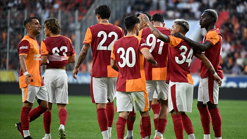 Galatasaray, üçüncü hazırlık maçında Cagliari ile karşılaşacak