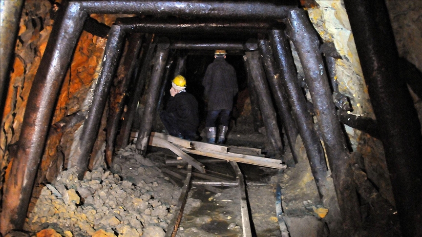 2 people killed, 20 trapped after mine collapses in northern Myanmar