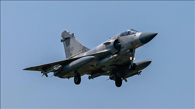 Një avion luftarak francez "Mirage-2000" rrëzohet në Ukrainë