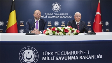 Turkish defense minister meets Belgian counterpart at IDEF 2025