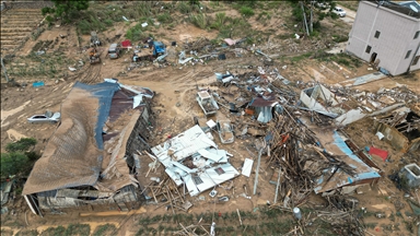 2 killed, 10 missing as flash floods hit eastern China
