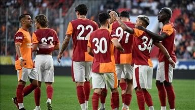 Galatasaray, üçüncü hazırlık maçında yarın Cagliari ile karşılaşacak
