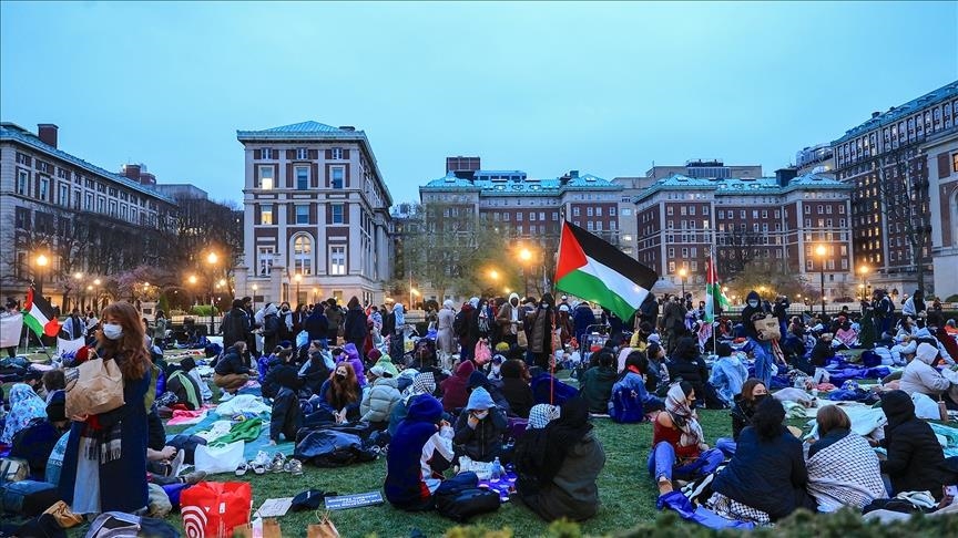 طرد وتجميد قيود.. جامعة كولومبيا تعاقب طلابا مؤيدين لفلسطين