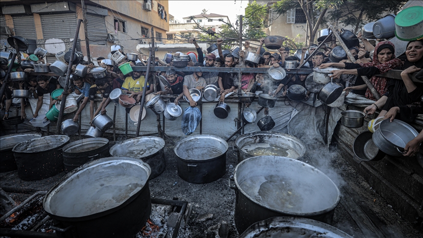 UN refugee agency says its staffers, Gazans faint from extreme hunger, as vulnerable die of malnutrition