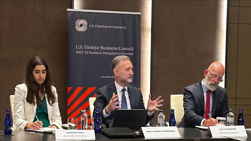 Dışişleri Bakan Yardımcısı Gümrükçü, IDEF 2025 kapsamında ABD-Türkiye yuvarlak masa toplantısına katıldı