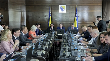 Vlada Federacije BiH: Jednokratni novčani dodatak za 353.448 penzionera