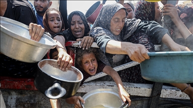 Shefi i OBSH-së paralajmëron për një “valë vdekjeprurëse” të vdekjeve nga kequshqyerja në Gaza