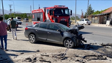 Li Meletiyê du otomobîl li hev qelibîn, kesek mir û kesek jî birîndar bû