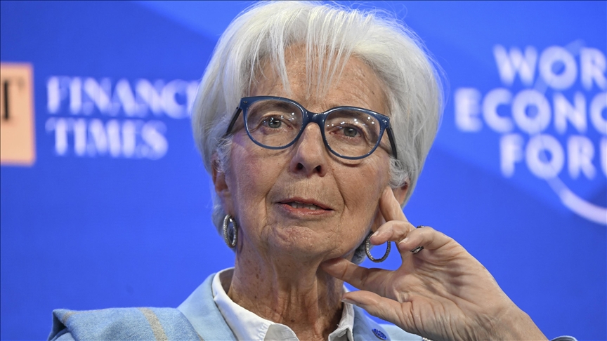 Avrupa Merkez Bankası Başkanı Lagarde: Ekonomik büyümeye yönelik riskler aşağı yönlü olmaya devam ediyor