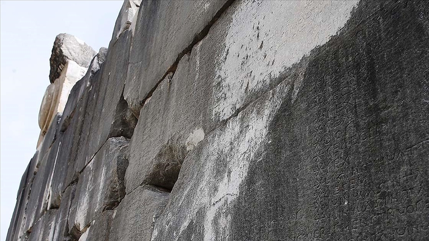 Latince yazıtları çözümlemeyi kolaylaştıran yapay zeka aracı geliştirildi