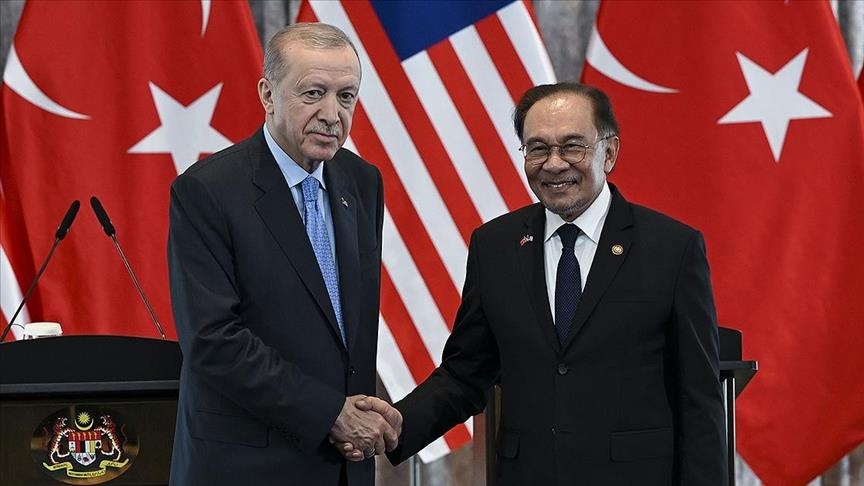 Turkish President Erdogan, Malaysian Premier Anwar discuss bilateral ties, global issues