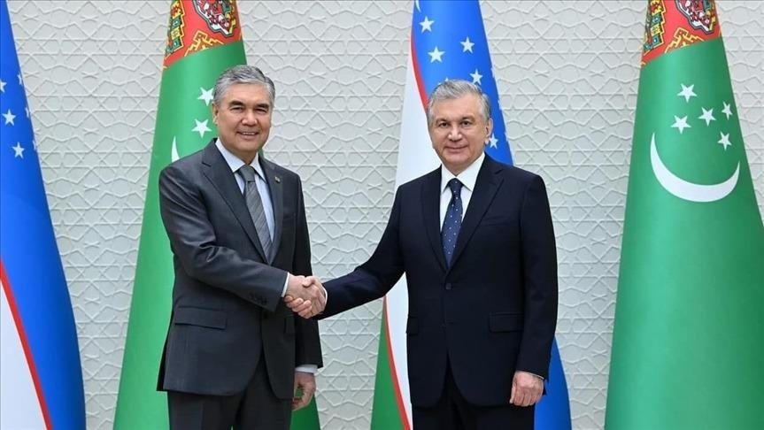 Лидеры Узбекистана и Туркменистана обсудили укрепление связей между двумя странами