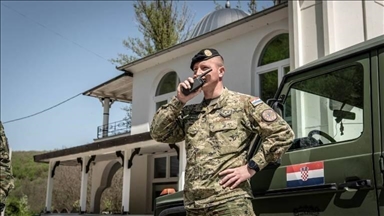 Hrvatski vojnici KFOR-a patroliraju radi sigurnosti Kosova