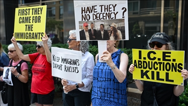 Mbrojtësit e të drejtave të emigrantëve mbajnë një protestë të heshtur në New York City