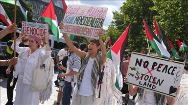German police crack down on pro-Palestinian protest in Berlin