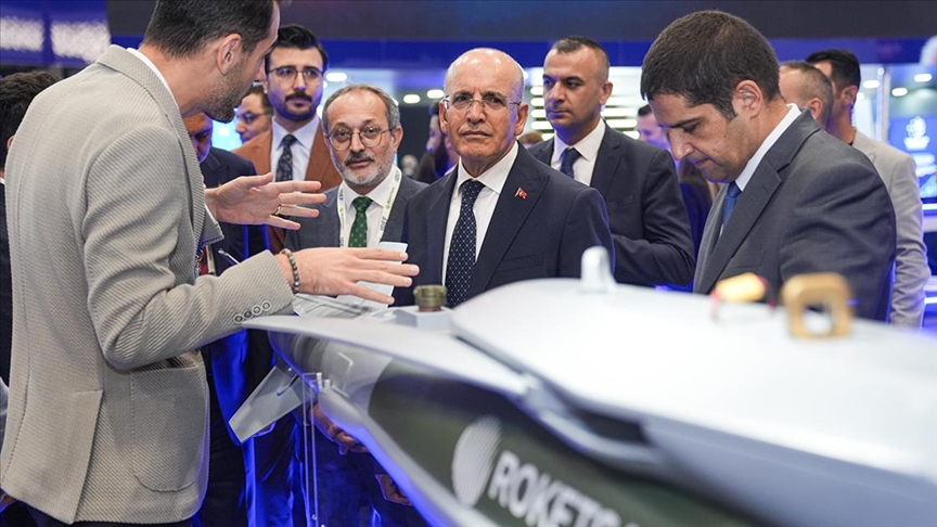 Bakan Şimşek: Türkiye savunma sanayisinde çok büyük bir hızla küresel en gelişmiş ülkelerle arayı kapatıyor