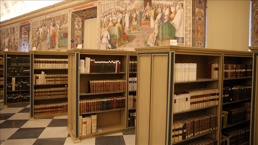 Biblioteka e Vatikanit ofron burime të rëndësishme me historinë e saj mbi 500-vjeçare