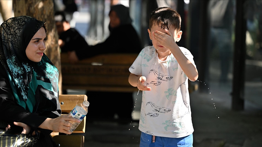 Hava sıcaklığı 31 ilde 40 dereceyi aştı