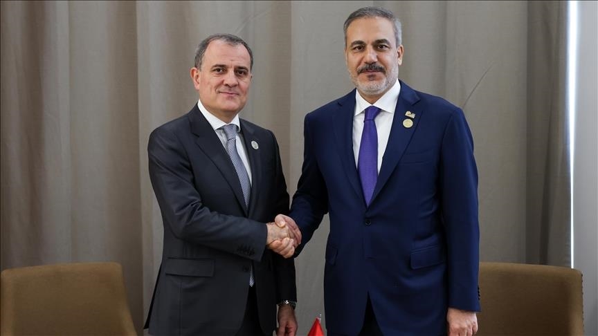 Turkish, Azerbaijani foreign ministers discuss peace talks with Armenia