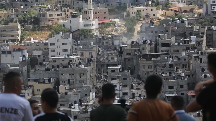 فلسطينيون يتظاهرون في الضفة تنديدا بالإبادة والتجويع بغزة