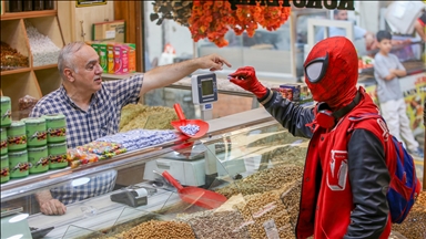 Turski Spider-Man stigao u Diyarbakir, želi posjetiti sve turske gradove
