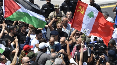 الناشط اللبناني جورج عبدالله يصل مسقط رأسه بعد إفراج فرنسا عليه