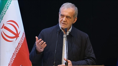 İran Cumhurbaşkanı Pezeşkiyan: Komşu ülkelerle ilişkilerimizi güçlendirmeliyiz