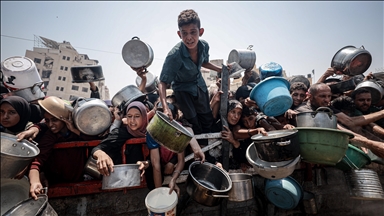 رام الله.. ناشطون فلسطينيون يعلنون إضرابا مفتوحا عن الطعام لأجل غزة