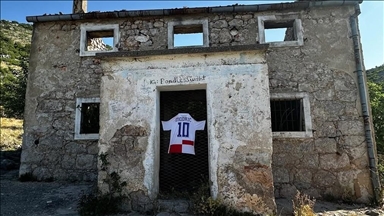 Gvardiol posjetio rodnu kuću Luke Modrića, na vratima zatekao Lukin dres